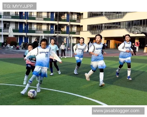 漯河足球明星队伍盘点及其在国内外赛事中的表现分析