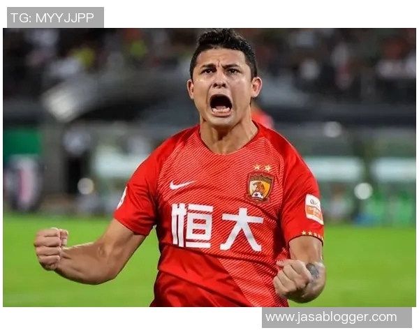 足球明星后脑勺的秘密与故事揭示了他们背后的奋斗与荣耀 足球明星后脑勺的秘密与故事揭示了他们背后的奋斗与荣耀